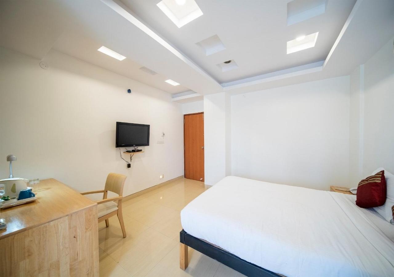 Capital O 46966 Apollo 27 Otel Bangalore Dış mekan fotoğraf